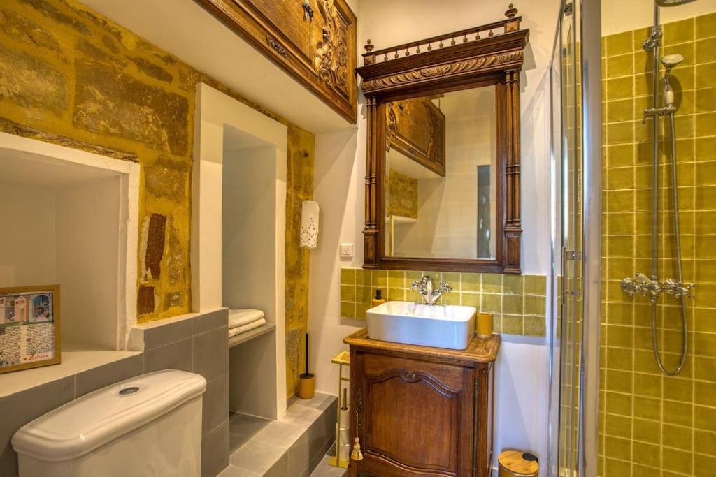 סרלה-לה קנדה "Les Appartements De Betty C" Studio Medieval מראה חיצוני תמונה